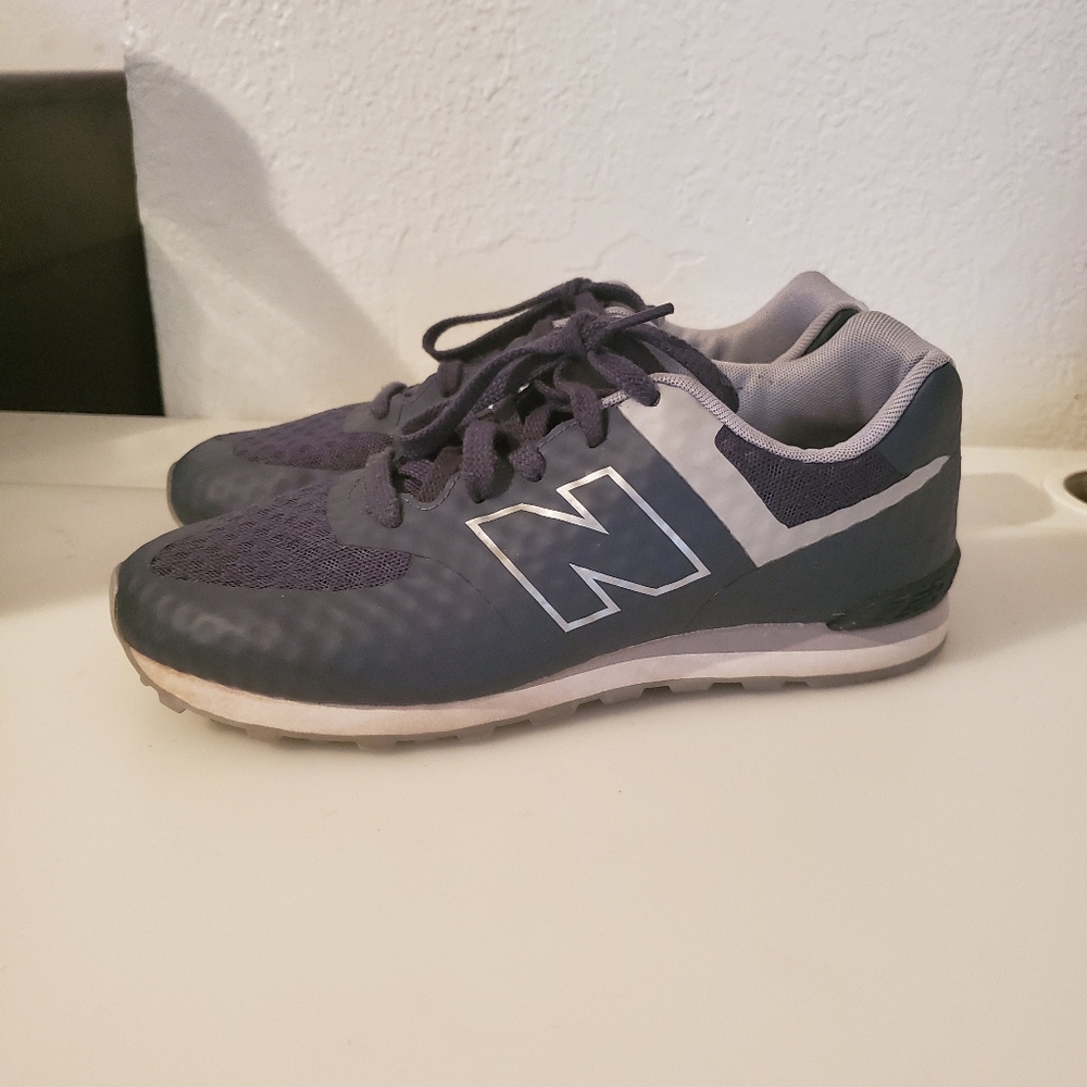 New balance shoes